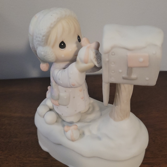 Precious Moments music box - Picture 3 of 7
